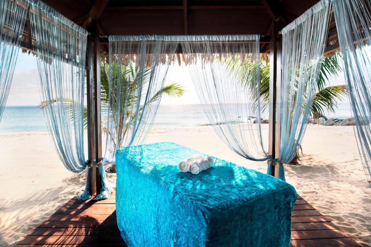 Le Meridien Al Aqah Beach Resort Exterior photo